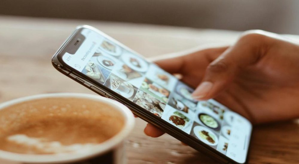 boost-brand-engagement-with-social-feeds boost-brand-engagement-with-social-feeds
