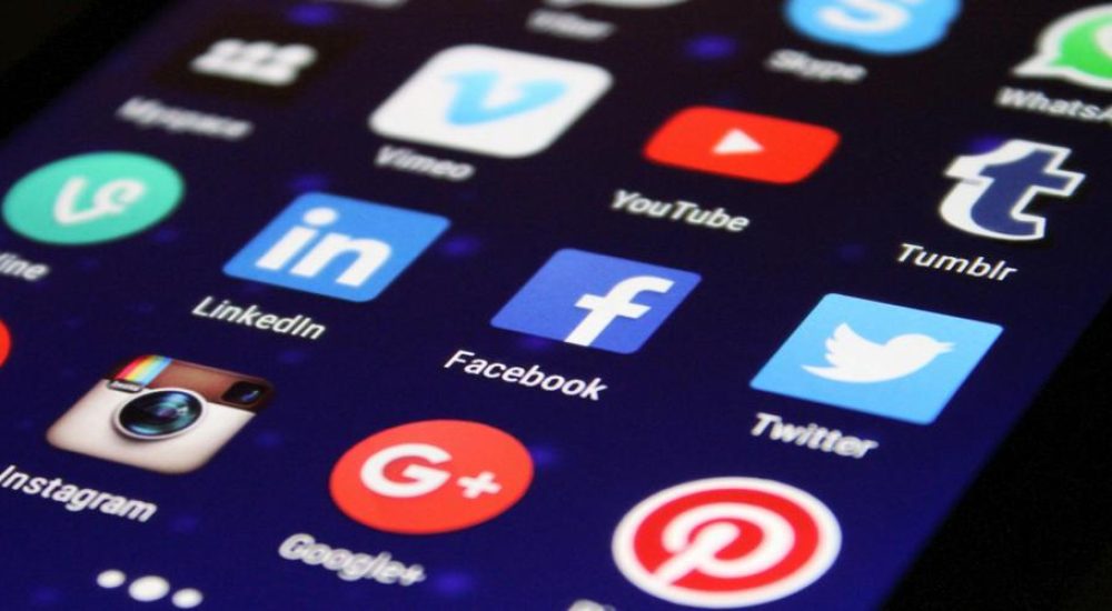 grow-business-using-social-media-content grow-business-using-social-media-content